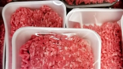 11 người bị ngộ độc khi ăn thịt bò