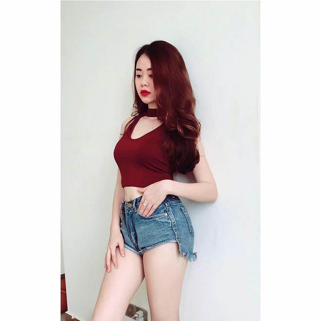 bong mat ngam hai co chi goi cam cua hot girl phon thuc da nang