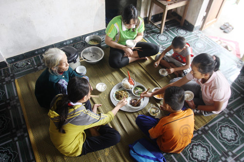 kho tin nu sinh 9x hoc cuc gioi lam du nghe den dan ong phai than phuc