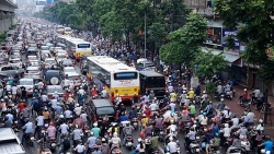 Đề xuất cấm xe máy ở Hà Nội: Phải làm tốt phương tiện công cộng trước