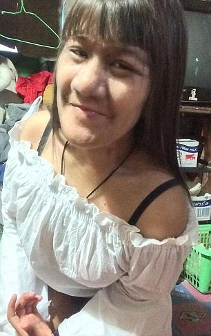 ngam mat that cua co gai nguoi soi lan dau cao mat