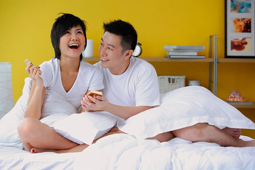 chieu quyen ru chong chet nguoi khi sinh hoat tren giuong