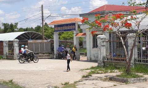 Vụ tố thầy giáo sàm sỡ nhiều nữ sinh: 'Bất thường' vu to thay giao sam so nhieu nu sinh bat thuong