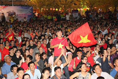50 sac thai co dong vien viet nam tu hao ve doi tuyen tai asian cup 2019