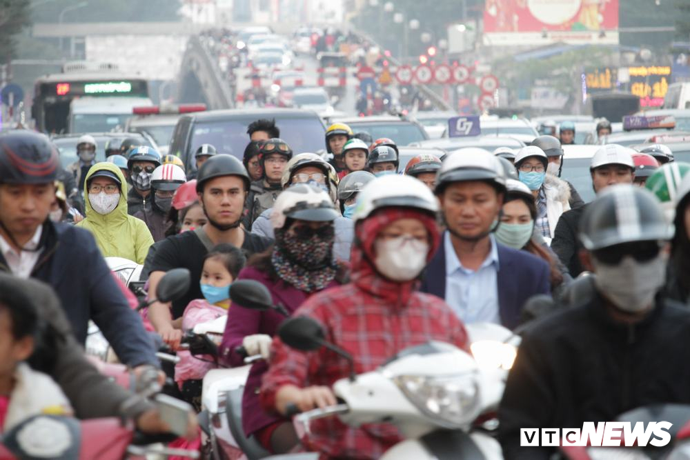 anh can tet nguyen dan ha noi un tac kinh hoang