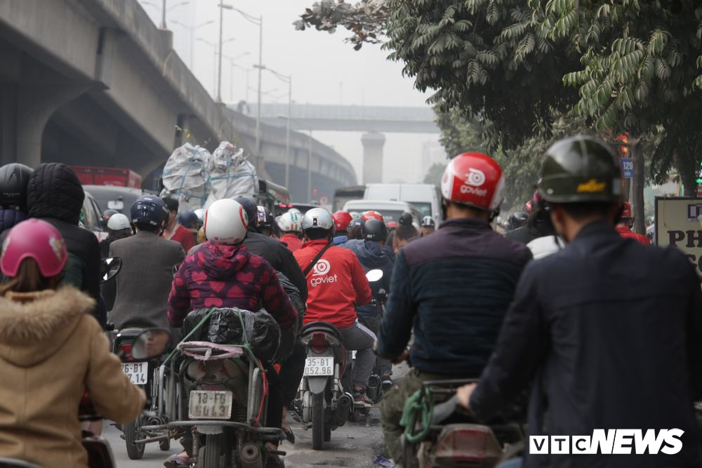 anh can tet nguyen dan ha noi un tac kinh hoang