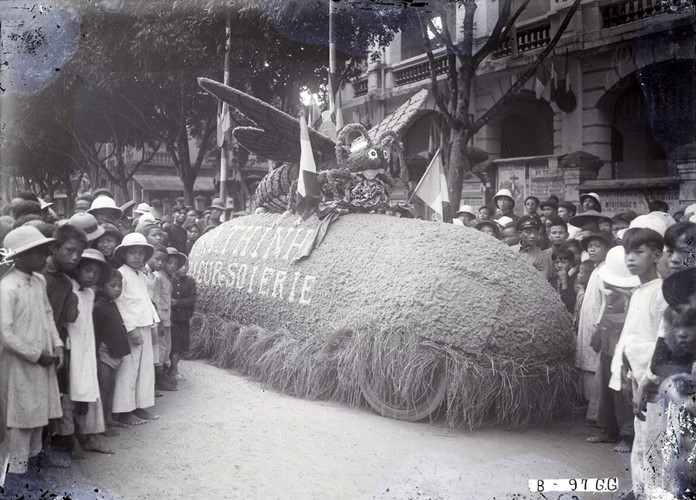 anh la ve ngay dinh chien o ha noi nam 1923