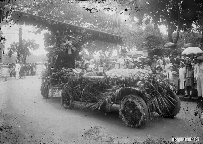 anh la ve ngay dinh chien o ha noi nam 1923