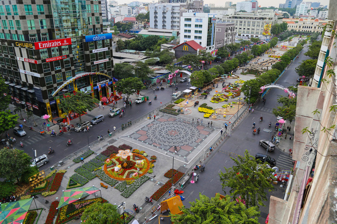 toan canh duong hoa nguyen hue truoc gio khai mac