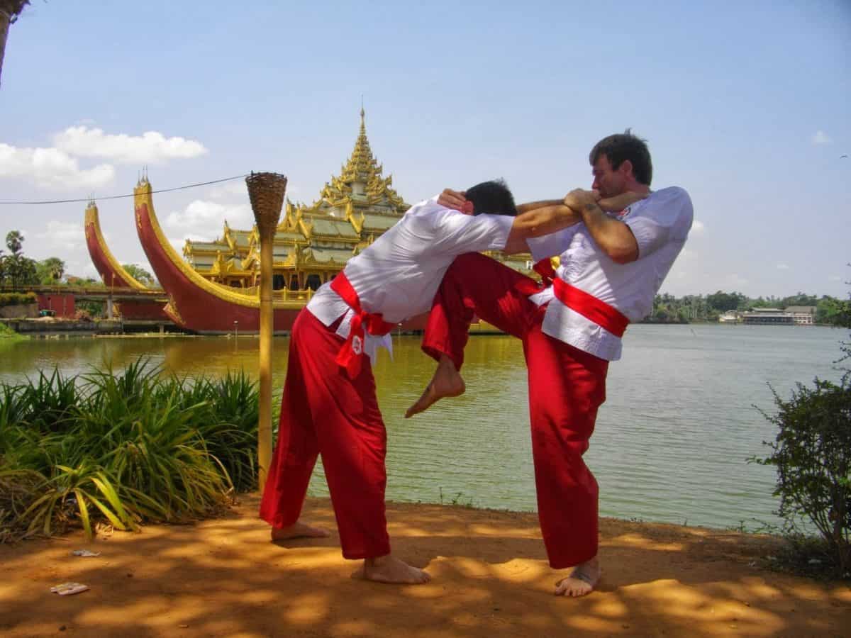 nam ky hoi noi chuyen vo heo