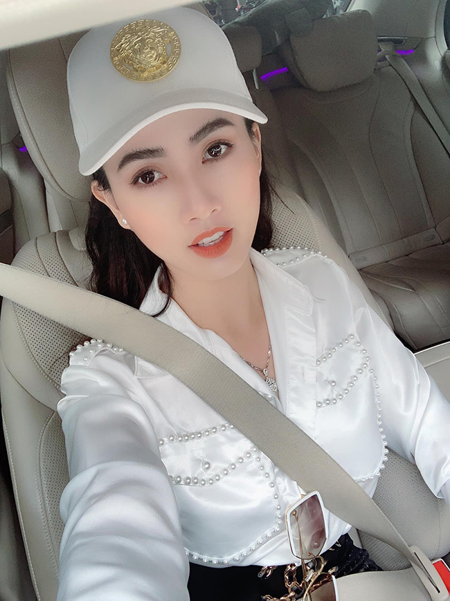 nguoi dep duoc ban trai ve que tien giang tang nhan 55 ty giau co nao