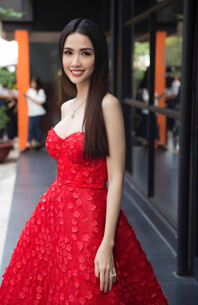 nguoi dep duoc ban trai ve que tien giang tang nhan 55 ty giau co nao