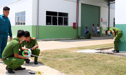 Nam công nhân đâm chết đồng nghiệp tại công ty nam cong nhan dam chet dong nghiep tai cong ty