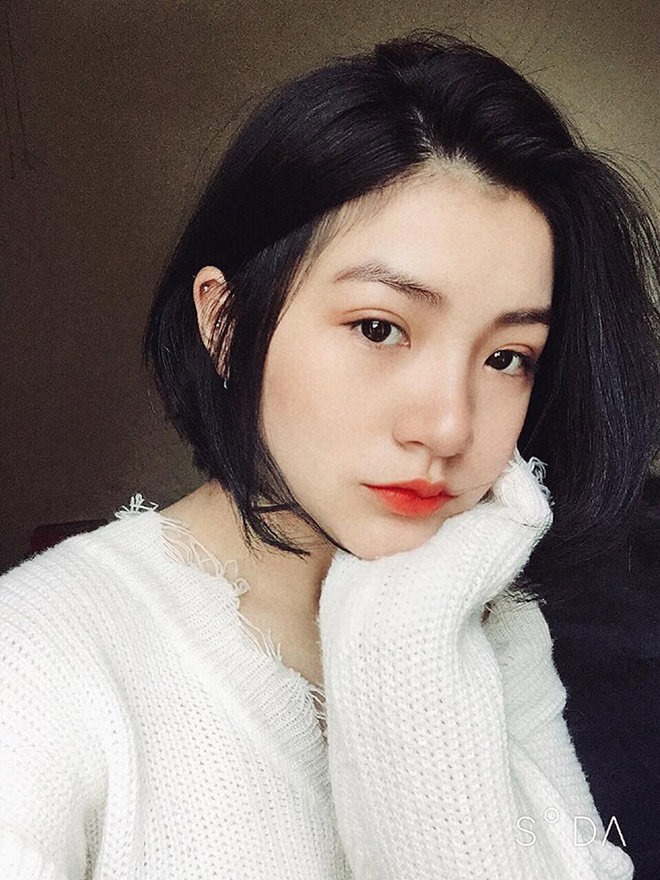 nu sinh lang son chia se ve giay phut duoc tang hoa ong kim jong un