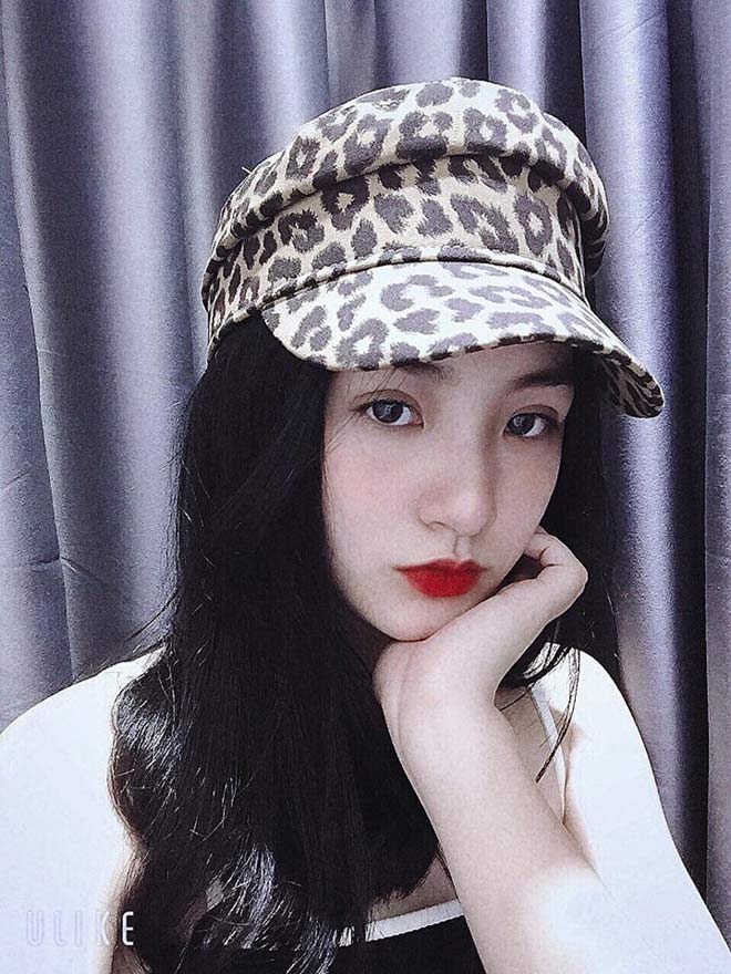 nu sinh lang son chia se ve giay phut duoc tang hoa ong kim jong un