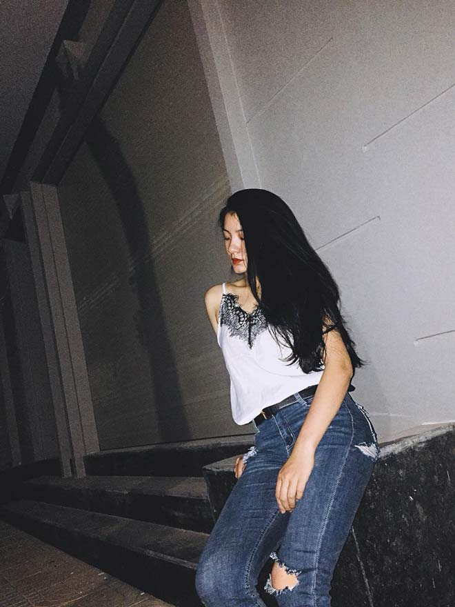 nu sinh lang son chia se ve giay phut duoc tang hoa ong kim jong un