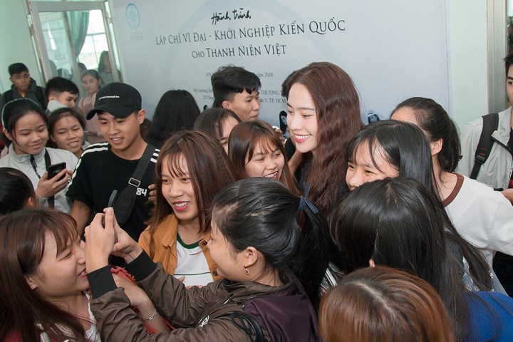 vua dau kho thua nhan yeu truong giang nam em rang ro di su kien