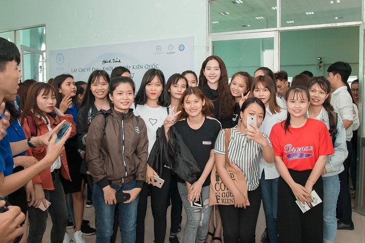 vua dau kho thua nhan yeu truong giang nam em rang ro di su kien