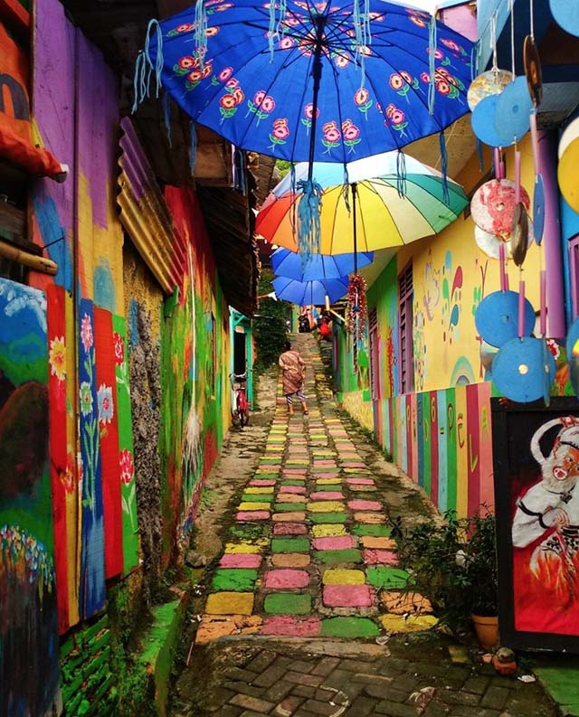 chi 22000 usd de bien mot ngoi lang o chuot thanh diem du lich hap dan