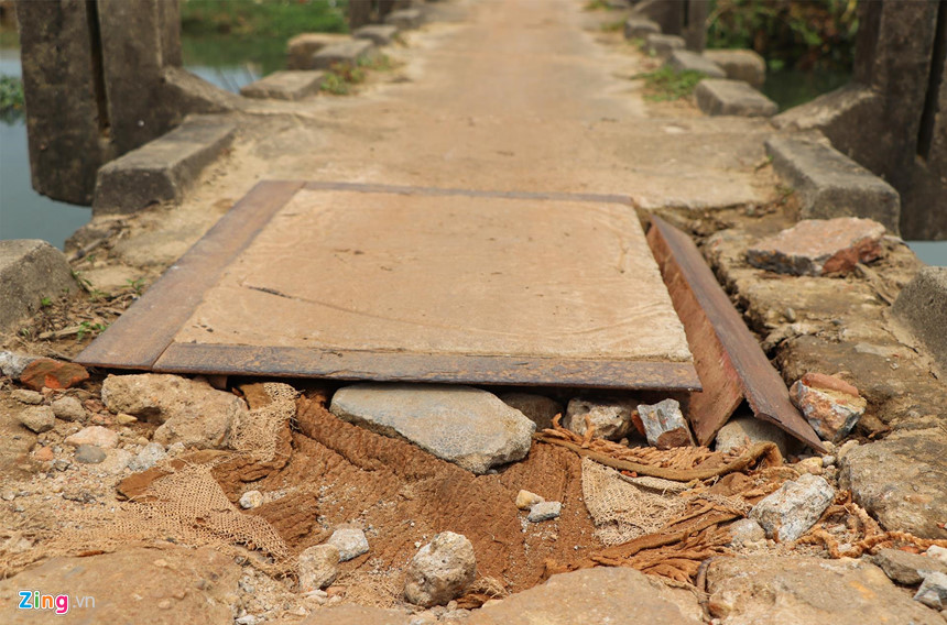 can canh cau tu than noi hang chuc nguoi chet khi di ngang qua o quang nam