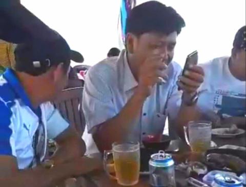 Tố Trung tá ăn nhậu với trùm đỏ đen: 'Không dám đâu' to trung ta an nhau voi trum do den khong dam dau