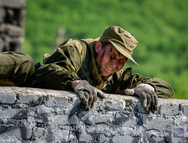 ngac nhien trinh sat nga hoc viet nam vuot tuong bang sao