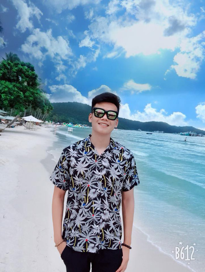 fan girl phat cuong hai chang tan binh sut tung luoi u23 thai lan