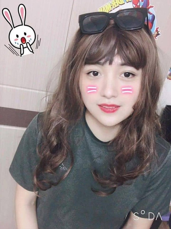 ong bo gia gai xinh dep trong con va cai ket khong the dang hon