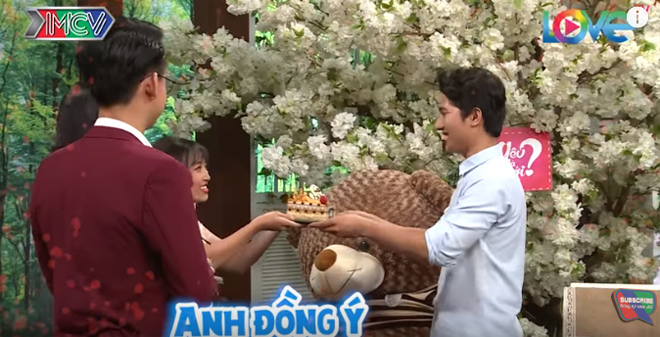 len lut dan ban trai ve nha qua dem co gai nhan cai ket bat ngo