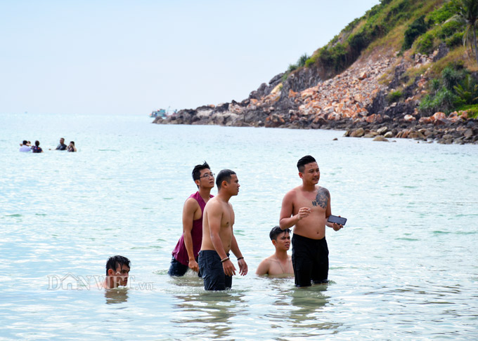 nam du thien duong song ao cua gioi tre