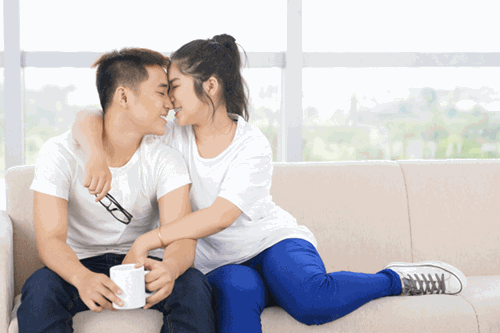 hoang loan khi lan dau tien ve tham gia dinh nguoi yeu