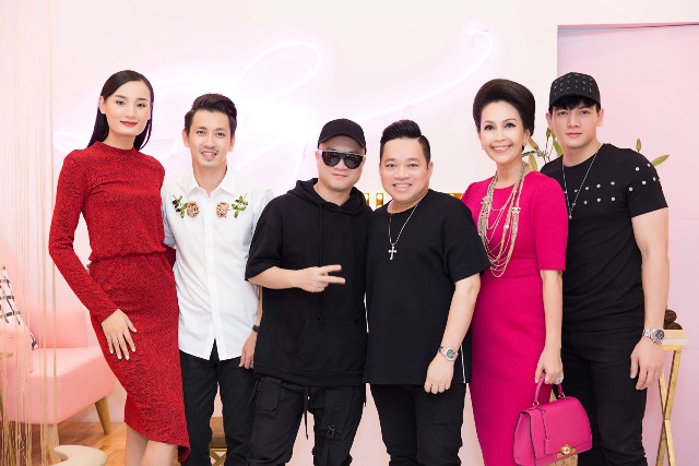 bat ngo vo chong nguoi mau le thuy do an chuyen sang lam nail