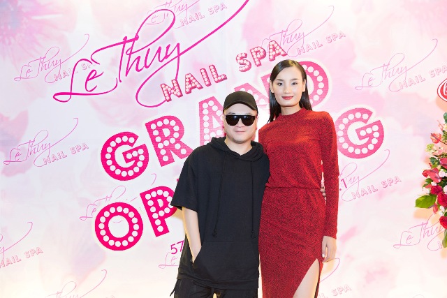 bat ngo vo chong nguoi mau le thuy do an chuyen sang lam nail