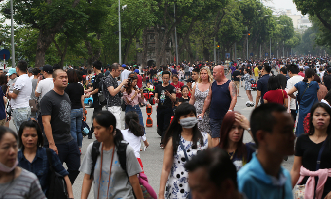 diem vui choi ha noi kin nguoi dip nghi le