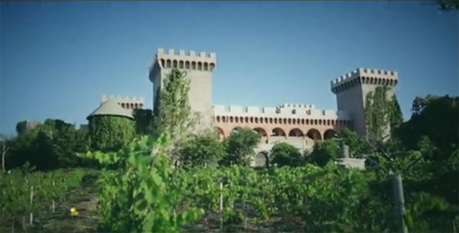 den binh thuan ma chi ghe tham mui ne thi that dang tiec