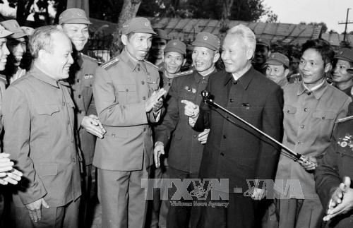 thu tuong pham van dong qua loi ke cua nguoi tro ly than can