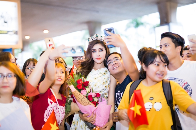 thu dung ve nuoc sau khi doat a hau 2 miss eco international 2018