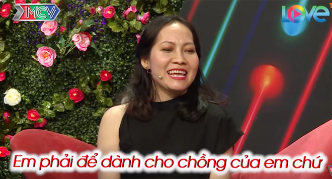ban muon hen ho co gai 39 tuoi van quyet giu lan dau tien cho chong