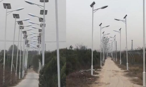 Đoạn đường làng 3 km ở Trung Quốc được lắp 1.000 cột đèn doan duong lang 3 km o trung quoc duoc lap 1000 cot den