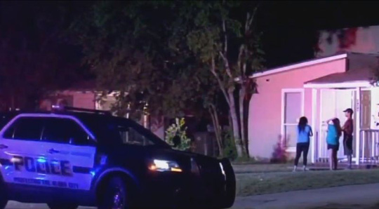 Từ chết đến bị thương vì... chụp ảnh “tự sướng” với súng tu chet den bi thuong vi chup anh tu suong voi sung