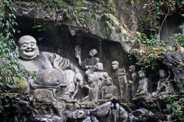 tien canh hang chau va nhung dieu khong the bo lo tai xu thien duong nay