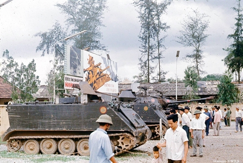 trien lam vu khi chien loi pham to chuc nam 1973