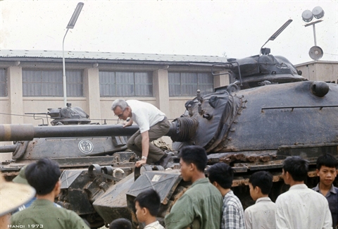 trien lam vu khi chien loi pham to chuc nam 1973