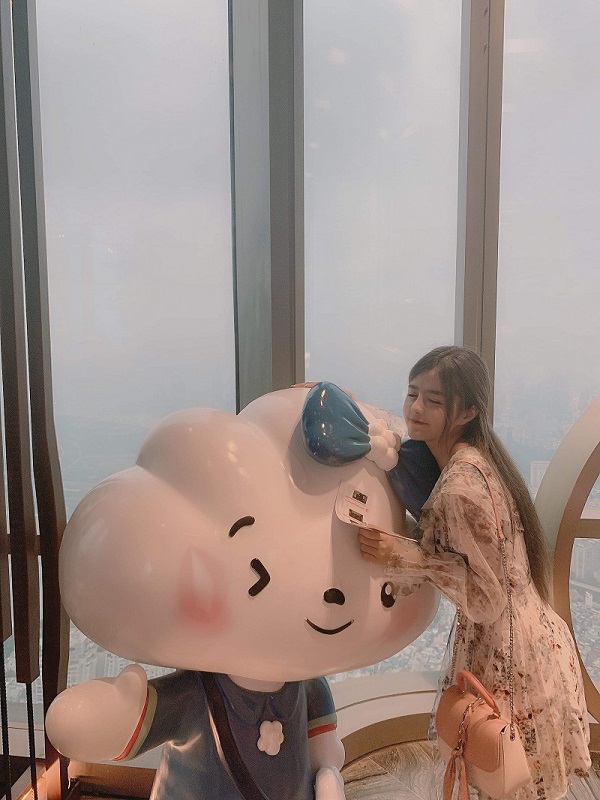 'Sống ảo trên mây' ở Đài quan sát Skyview cao nhất Đông Nam Á song ao tren may o dai quan sat skyview cao nhat dong nam a