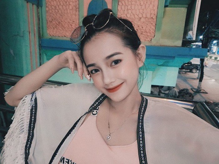 nu du hoc sinh lao gay an tuong voi dep thanh thien va biet 5 thu tieng