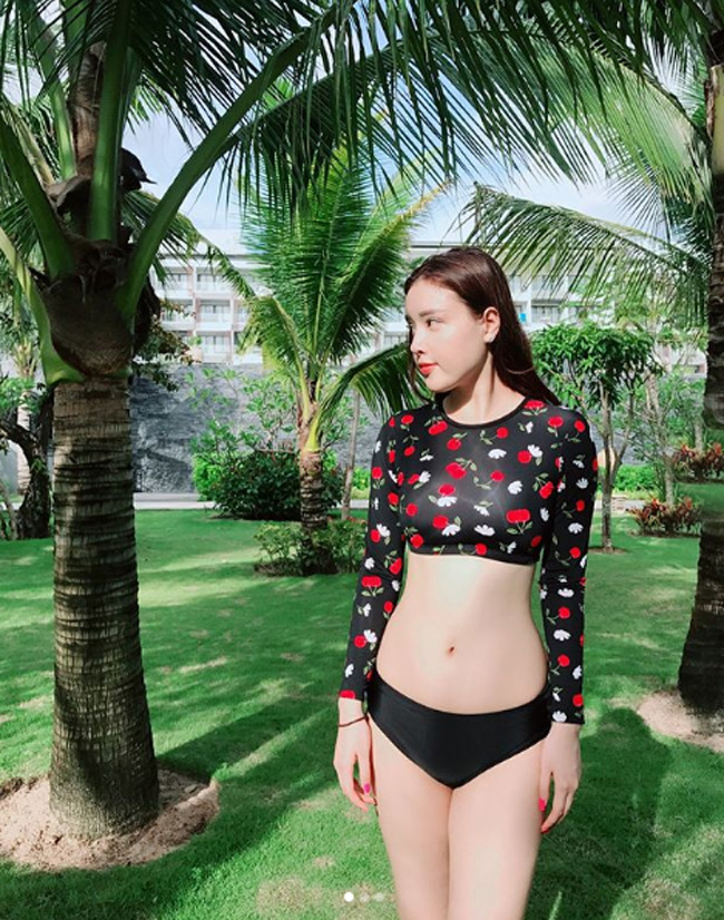 Không nhận ra em gái Mai Phương Thúy trong loạt ảnh táo bạo này! khong nhan ra em gai mai phuong thuy trong loat anh tao bao nay