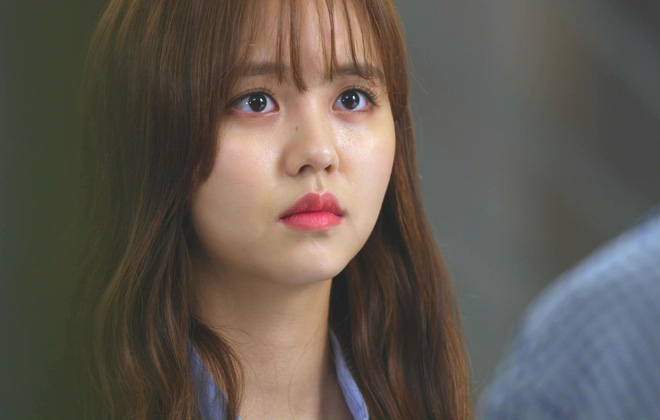 chiec dien thoai cu trong ngan ban va su that dieng nguoi ve co ban gai