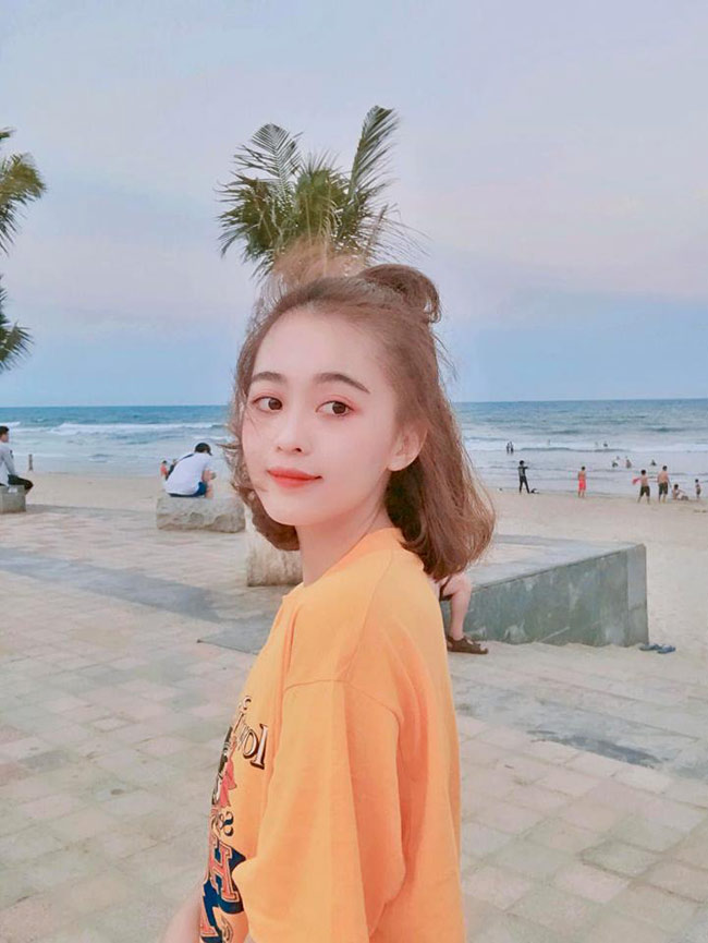 cap ban than sai thanh xinh nhu hoa khien trai tre boi roi