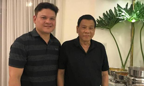 duterte se tu chuc neu con trai tranh cu chu tich ha vien