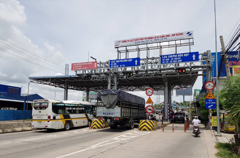 rot cuoc tram bot t2 thu phi cho cai gi